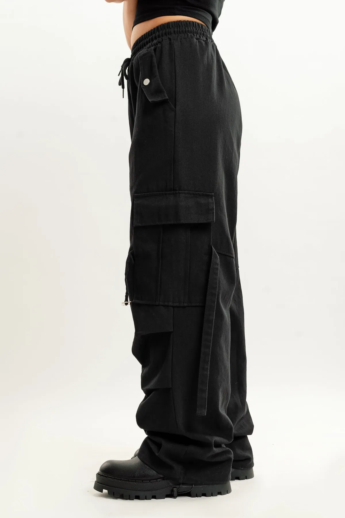 Black Street Style Cargo Pant